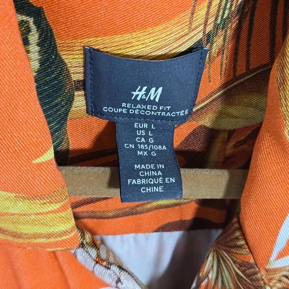 {H&M} Men's Relaxed Fit Resort Shirt - Desert Print - Size Large - Picture 11 of 11